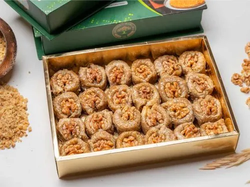 Bulbul Yuvasi Baklava with Walnut Box