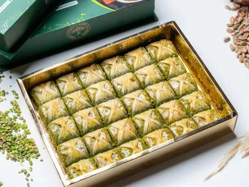 Prenses Baklava with Pistachio Box