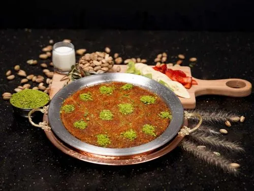 Pasha Kunafa With Cream & Pistachio